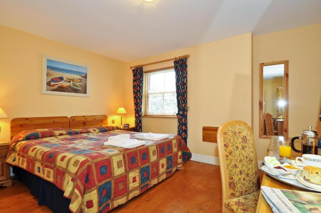 Отели типа «постель и завтрак» Boffin Lodge Guest House Уэстпорт-57