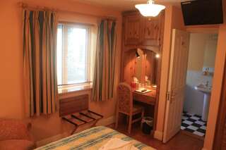 Отели типа «постель и завтрак» Boffin Lodge Guest House Уэстпорт Двухместный номер с 1 кроватью-13